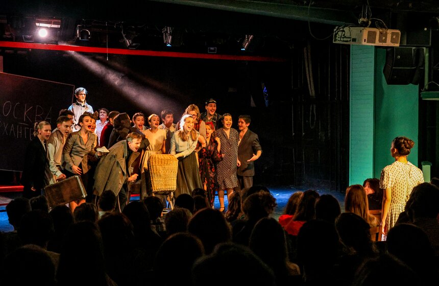 Версию мюзикла "Курс Норд-Ост" представили в учебном театре ГИТИСа 25 фото