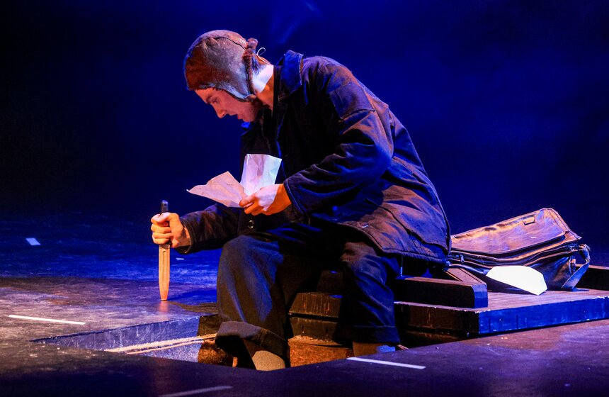 Версию мюзикла "Курс Норд-Ост" представили в учебном театре ГИТИСа 2 фото