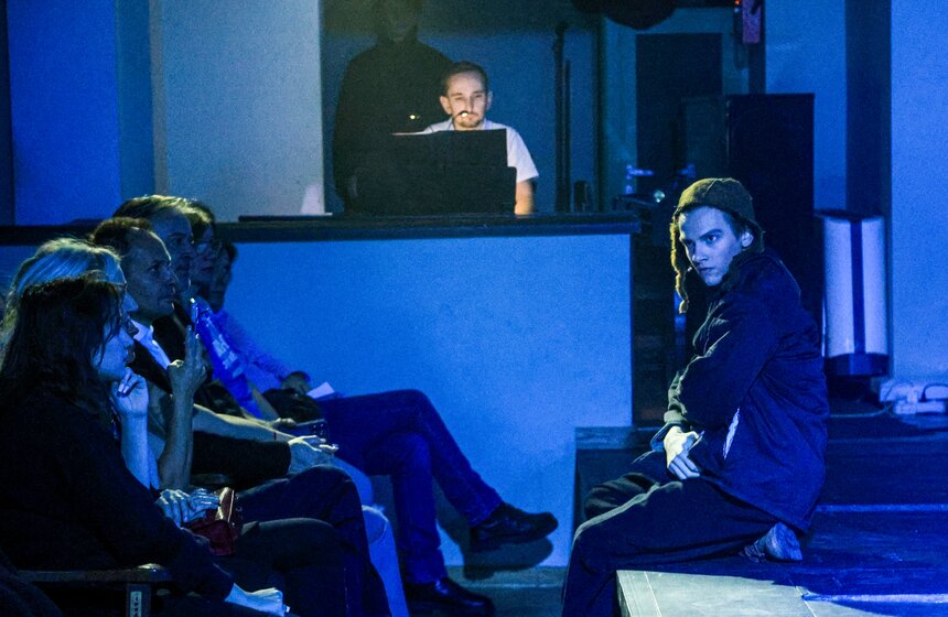 Версию мюзикла "Курс Норд-Ост" представили в учебном театре ГИТИСа 3 фото