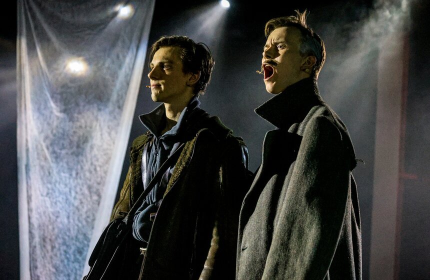 Версию мюзикла "Курс Норд-Ост" представили в учебном театре ГИТИСа 24 фото