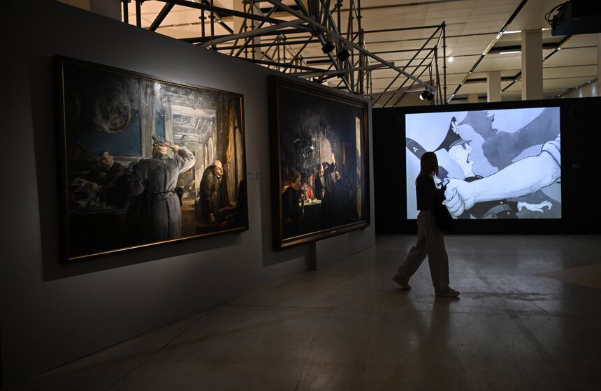 Выставка "Кукрыниксы" к 100-летию союза художников открылась в "Манеже" 19 фото