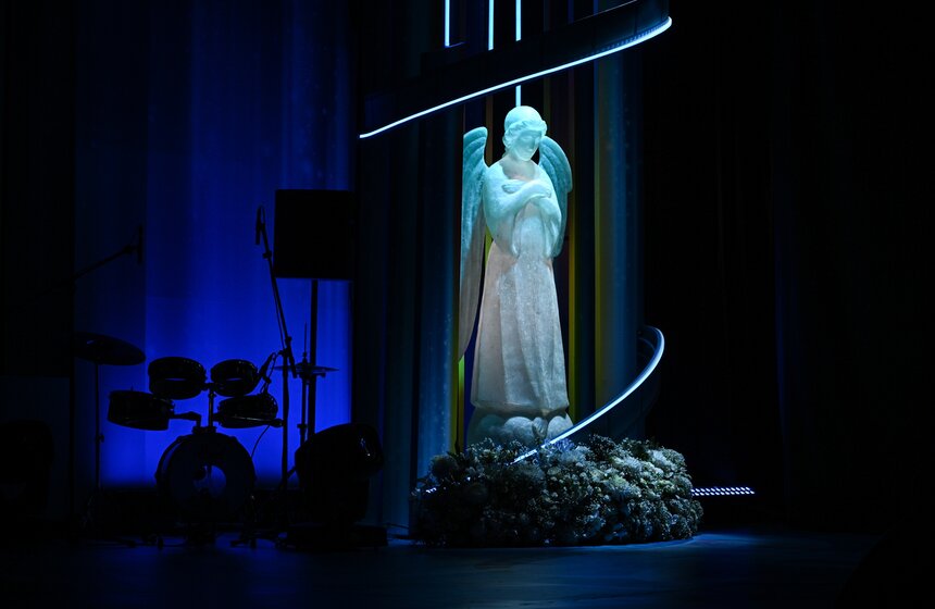 Церемония открытия кинофестиваля "Лучезарный Ангел" состоялась в кинотеатре "Поклонка" 14 фото