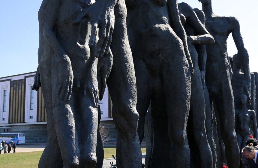 На Поклонной горе прошел мемориальный митинг 17 фото