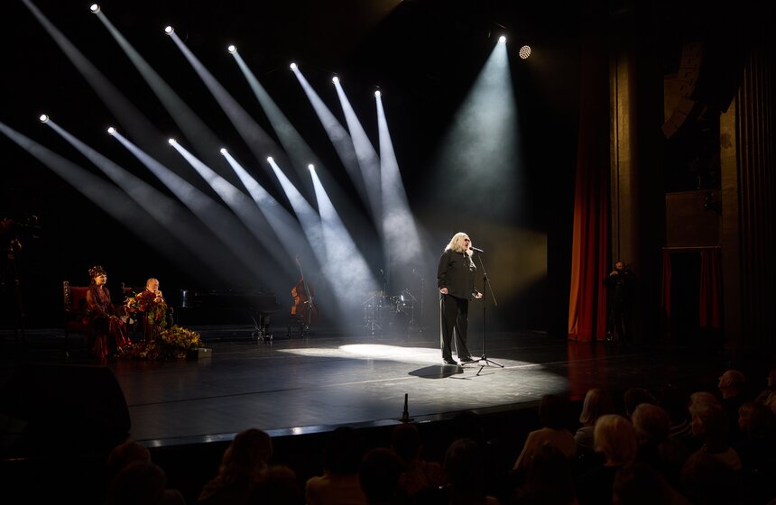 "Хрустальный бал Хрустальной Турандот" прошел в честь Александра Олешко 14 фото