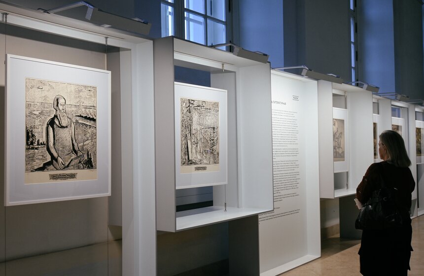 Выставка живописи "Русь литературная" проходит в "Манеже" 9 фото