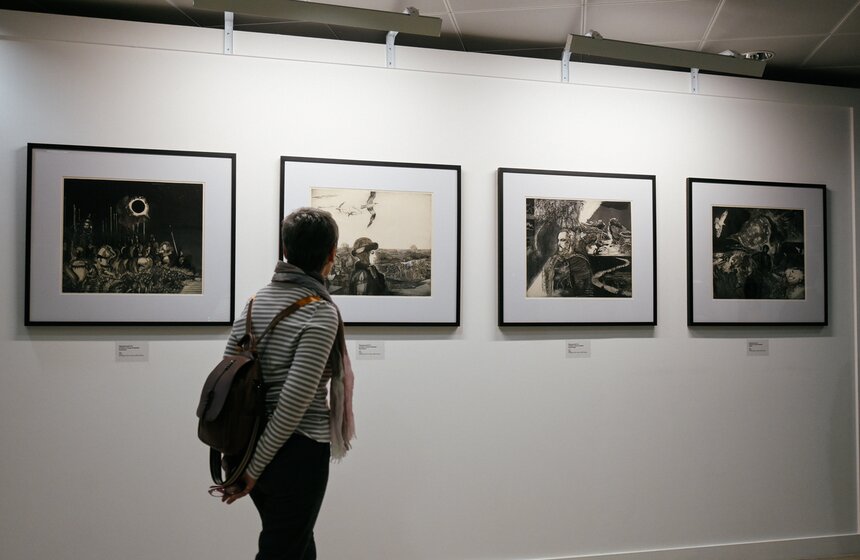 Выставка живописи "Русь литературная" проходит в "Манеже" 3 фото