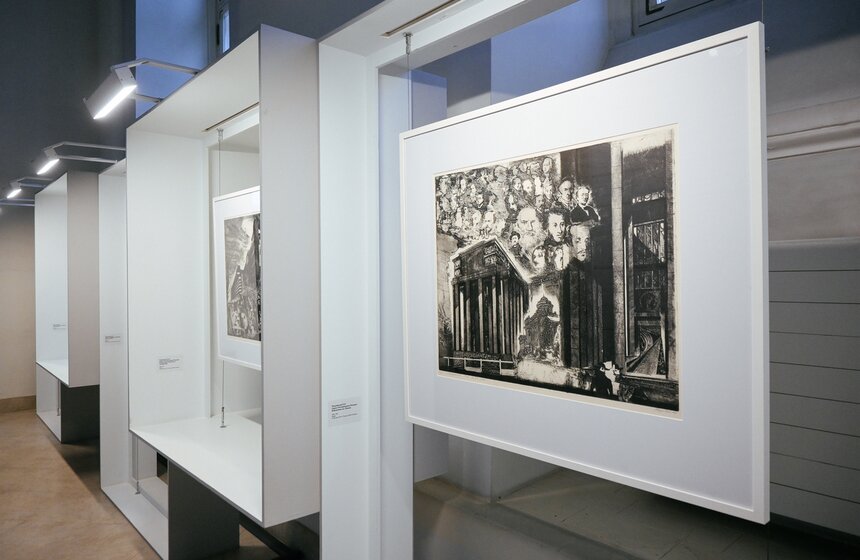 Выставка живописи "Русь литературная" проходит в "Манеже" 11 фото