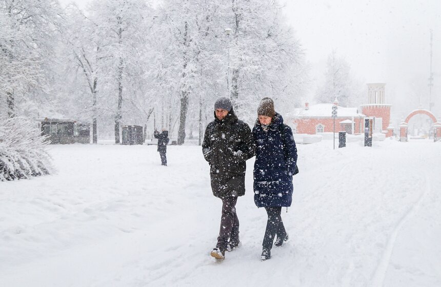 Снегопад накрыл Москву 31 декабря 5 фото