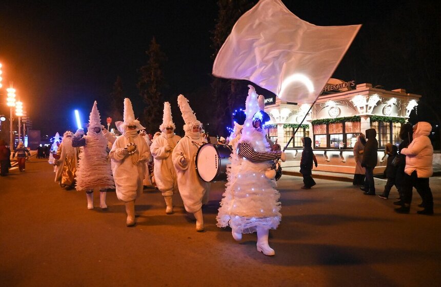 <a href="https://www.m24.ru/galleries/dosug/09012024/655578" target="_blank">Москвичи активно провели рождественские выходные</a>