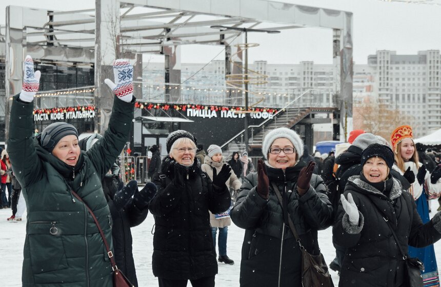 Москвичи отметили старый Новый год в парке "Ходынское поле" 10 фото