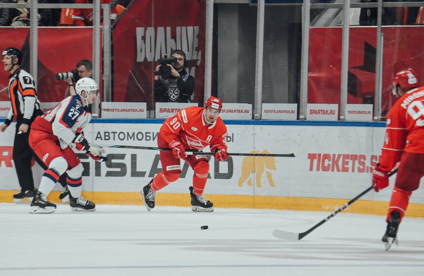 "Спартак" обыграл ЦСКА в матче КХЛ 6 фото