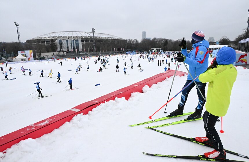 В "Лужниках" прошли лыжные соревнования TOPSKI FAMILY 10 фото