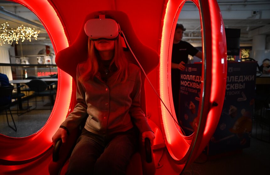 День студентов колледжей Москвы состоялся в "Три вокзала. Депо" 13 фото