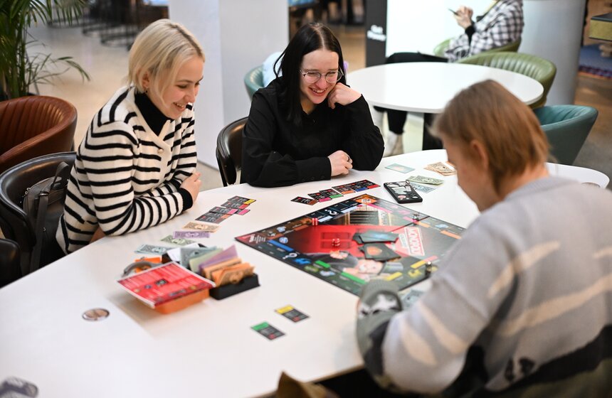 День студентов колледжей Москвы состоялся в "Три вокзала. Депо" 8 фото