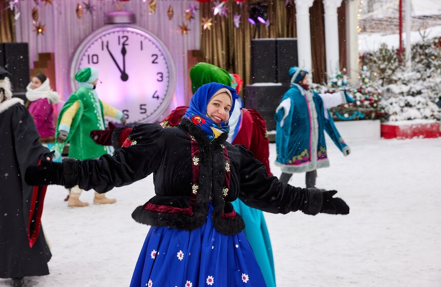 Зимняя культурная программа стартовала в кинопарке "Москино" 2 фото