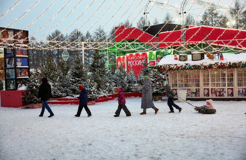 Зимняя культурная программа стартовала в кинопарке "Москино" 22 фото