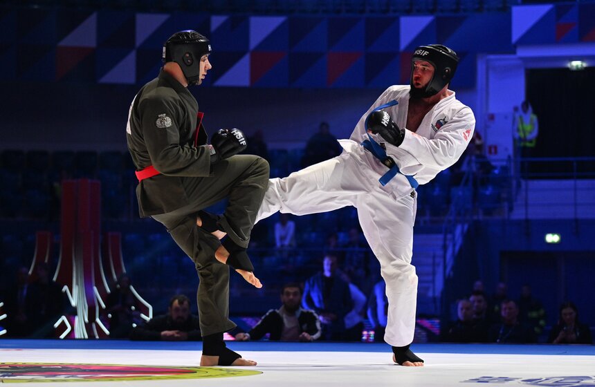 Чемпионат мира по рукопашному бою в абсолютной весовой категории прошел в Москве 24 фото