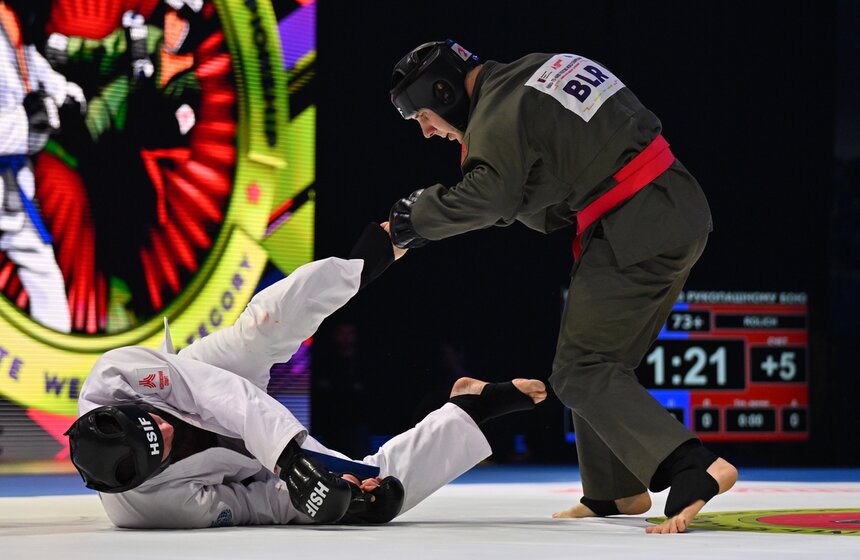 Чемпионат мира по рукопашному бою в абсолютной весовой категории прошел в Москве 22 фото