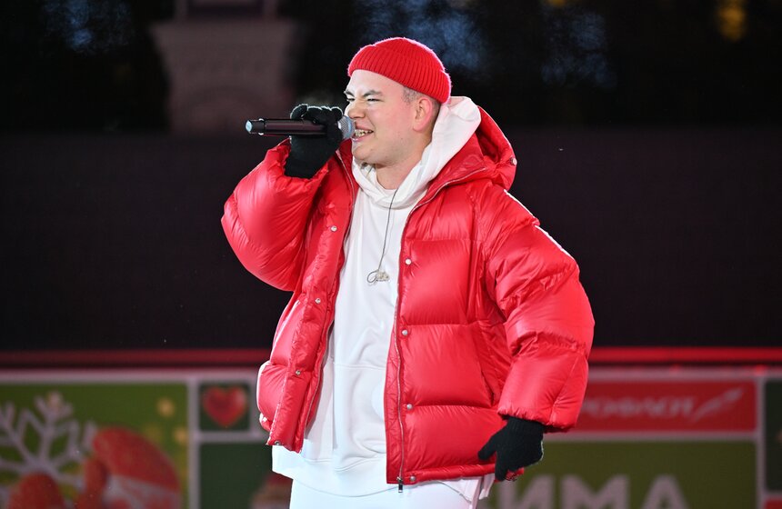 Фестиваль "Солома" прошел на катке на площади Революции 4 фото