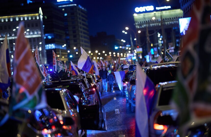 Предновогодний автопробег состоялся в рамках "Зимы в Москве" 9 фото