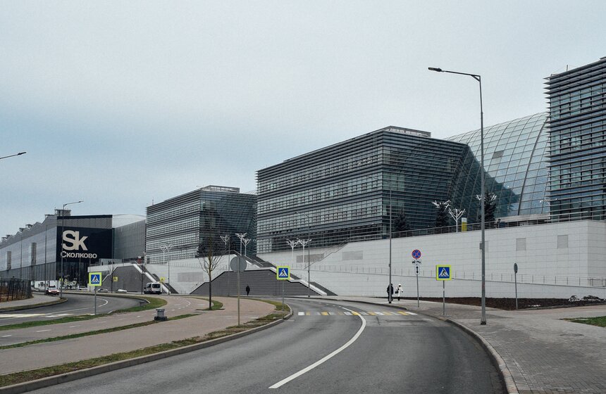 Новые экспонаты появились на фестивале "Здесь и сейчас" в центре "Сколково" 1 фото