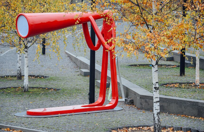 Новые экспонаты появились на фестивале "Здесь и сейчас" в центре "Сколково" 17 фото