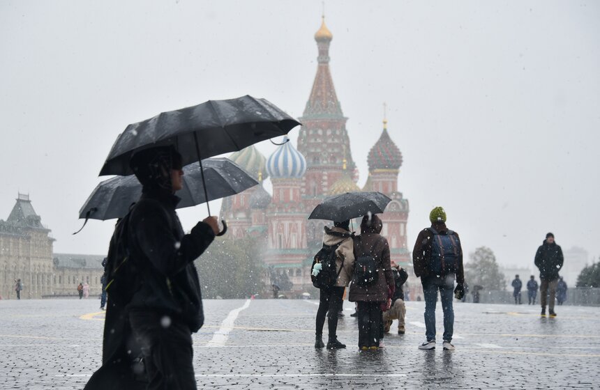 В Москве выпал первый снег 20 фото