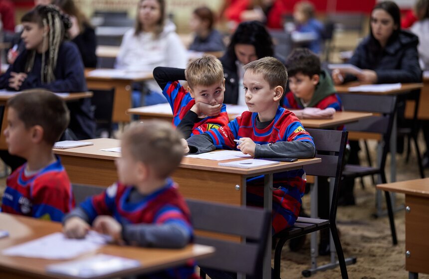 "Географический диктант – 2024" состоялся в конноспортивном клубе "Измайлово" 7 фото