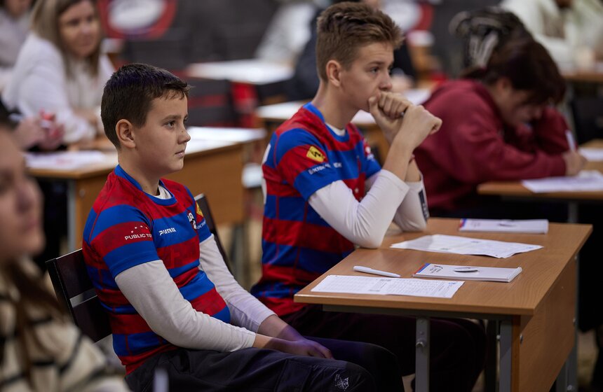 "Географический диктант – 2024" состоялся в конноспортивном клубе "Измайлово" 17 фото