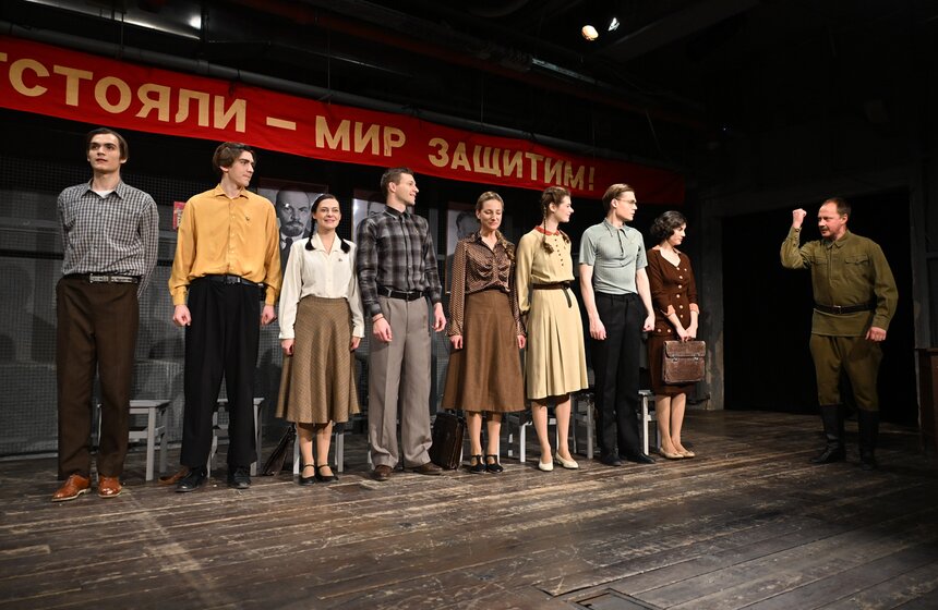 Состоялся пресс-показ премьерного спектакля "Завтра была война" по повести Васильева 6 фото