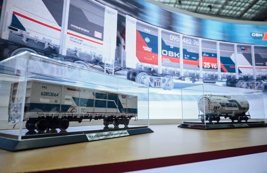 Транспортная неделя прошла в столичном Гостином Дворе 17 фото