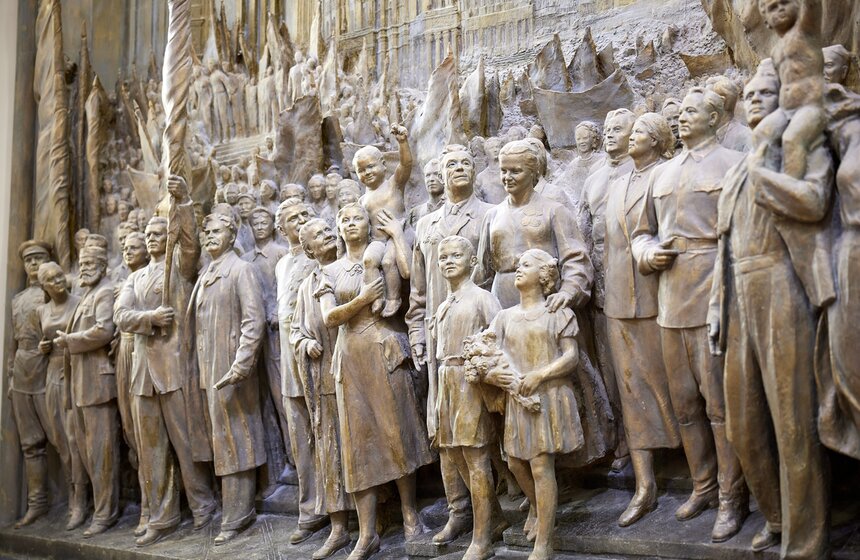 Выставка Третьяковской галереи открылась на ВДНХ 14 фото