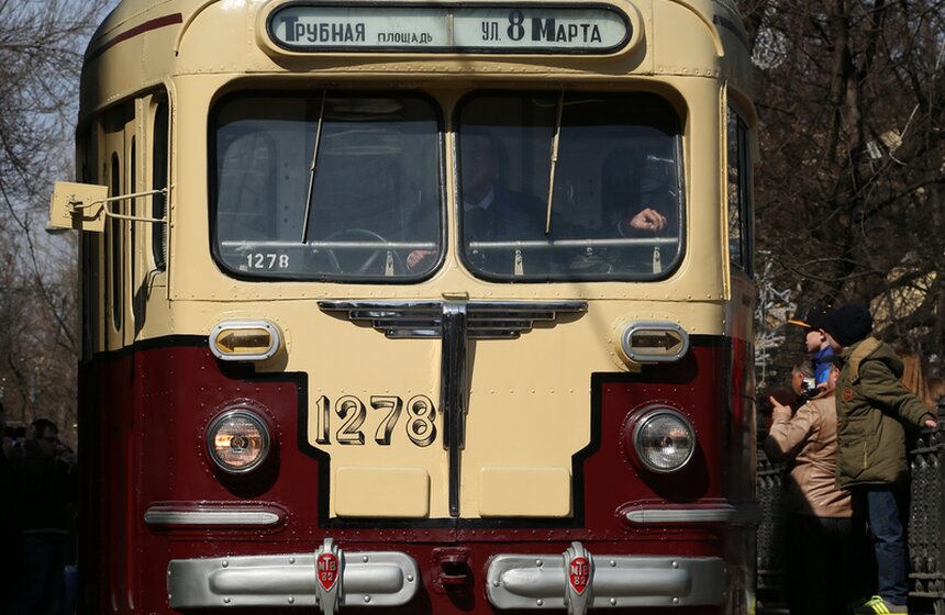 В Москве прошел парад трамваев 18 фото