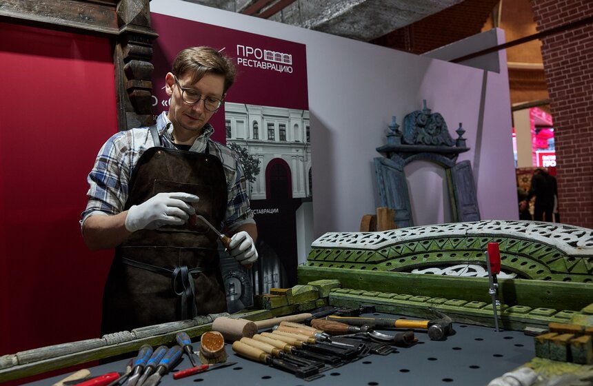 Выставка "ПРО реставрацию" проходит в Москве 9 фото