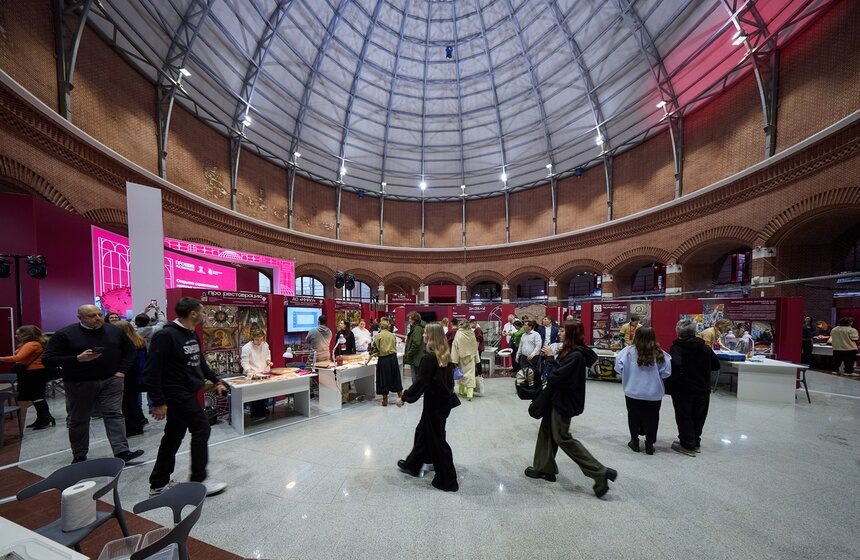 Выставка "ПРО реставрацию" проходит в Москве 1 фото