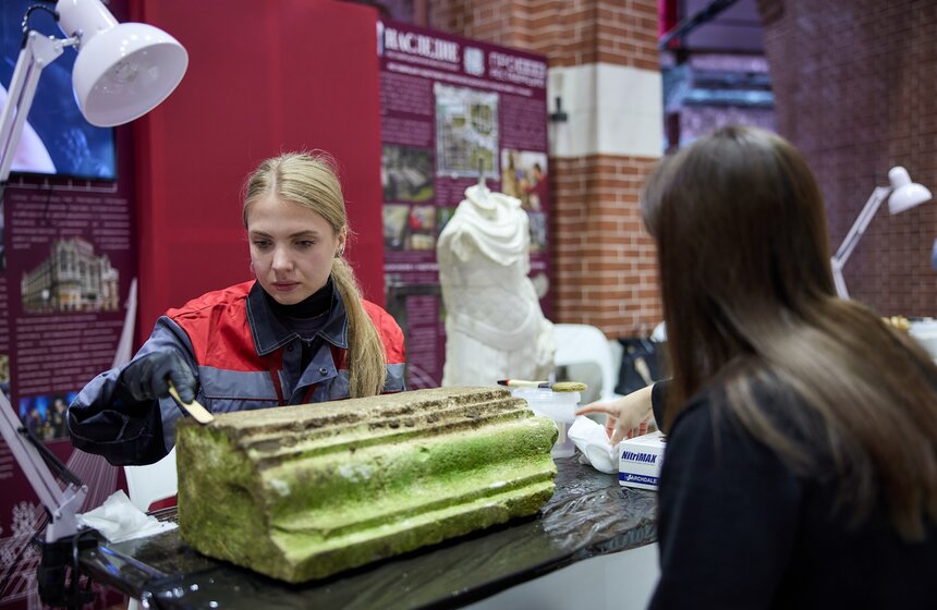 Выставка "ПРО реставрацию" проходит в Москве 12 фото