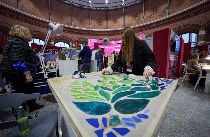 Выставка "ПРО реставрацию" проходит в Москве 3 фото