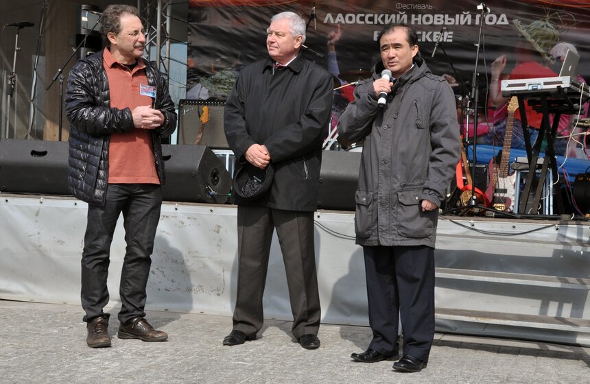 В Парке искусств "Музеон" отмечают Лаосский Новый год 11 фото