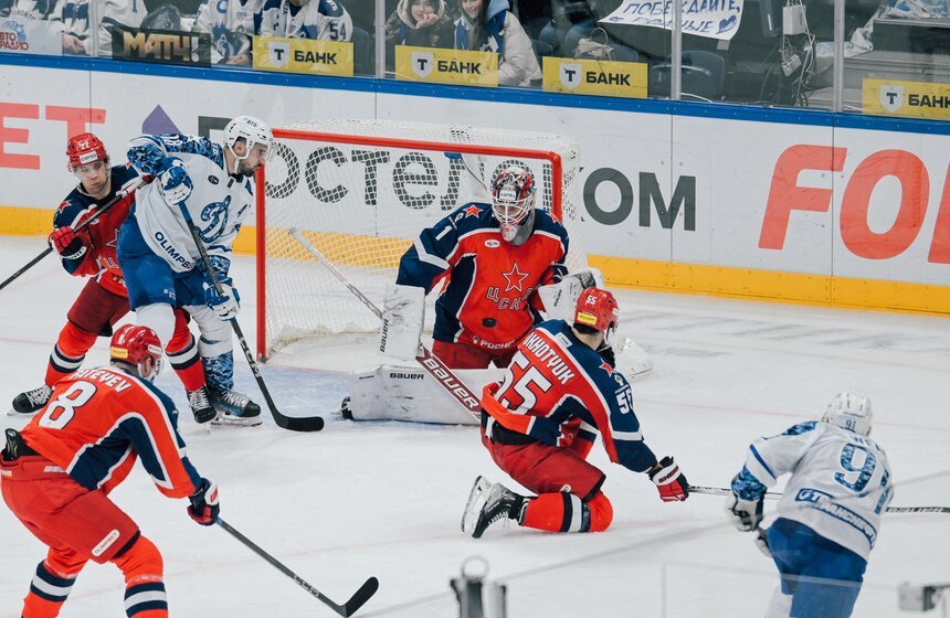 ЦСКА обыграл "Динамо" в матче КХЛ 27 фото