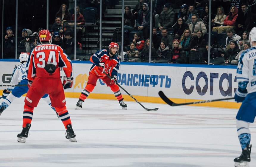 ЦСКА обыграл "Динамо" в матче КХЛ 14 фото