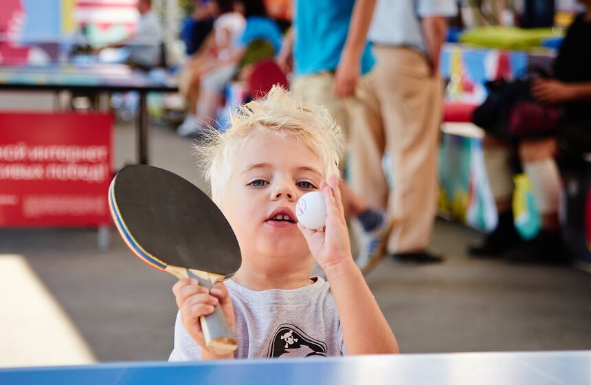 На ВДНХ прошли соревнования по пинг-понгу на Кубок мэра Москвы 10 фото