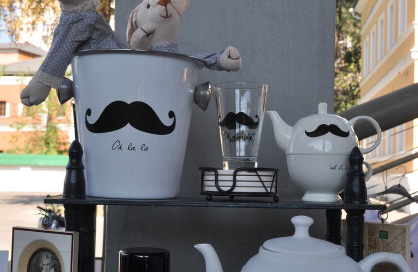 В Москве прошла ярмарка-распродажа "Ламбада маркет" 19 фото