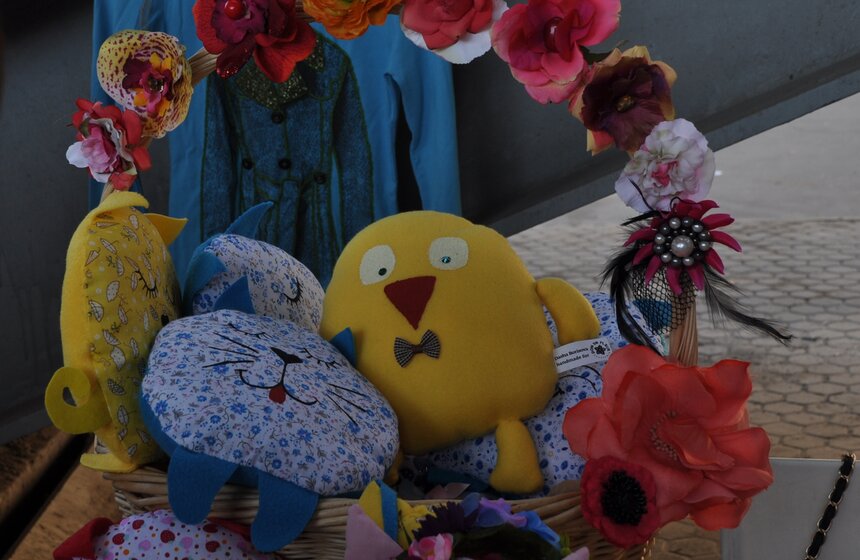 В Москве прошла ярмарка-распродажа "Ламбада маркет" 3 фото