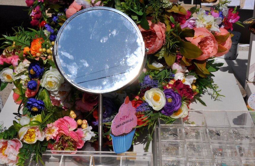 В Москве прошла ярмарка-распродажа "Ламбада маркет" 5 фото