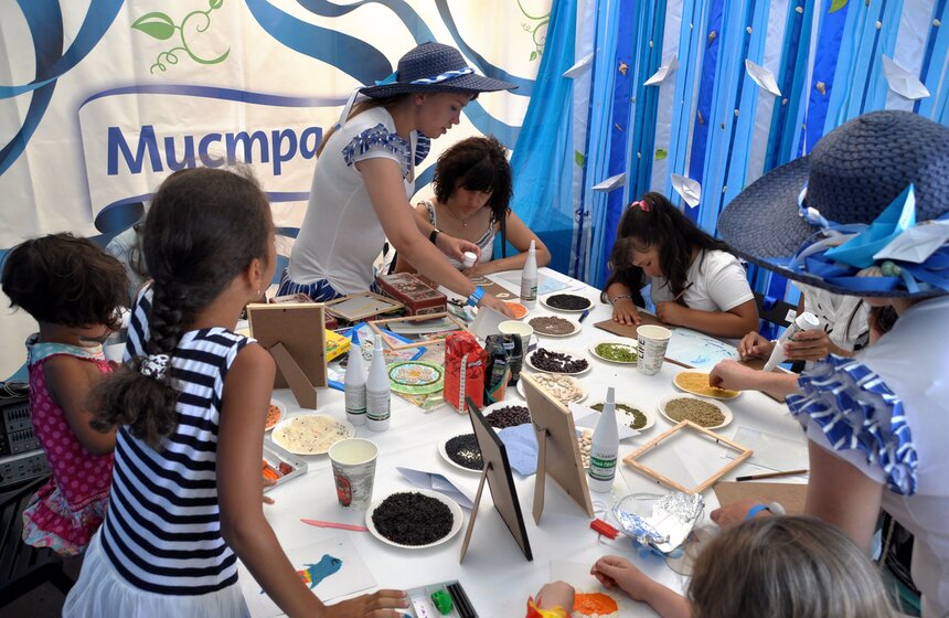 В Саду "Эрмитаж" прошел музыкальный фестиваль More Amore 13 фото