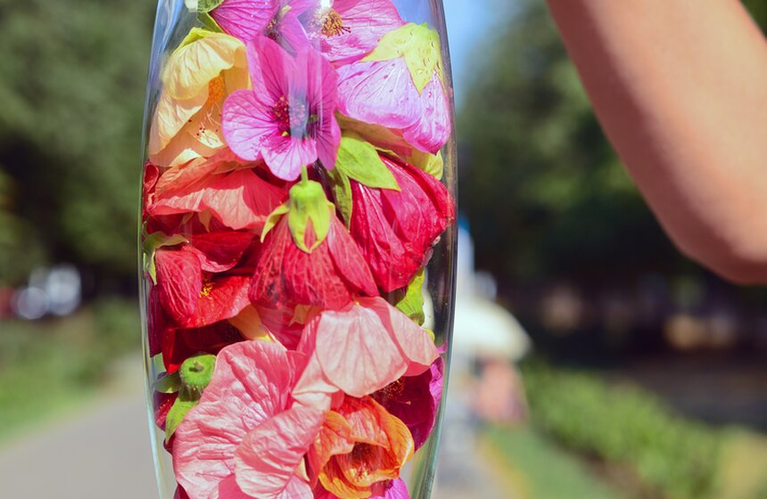 На Кунцевском бульваре прошла акция Flowerмастер 10 фото