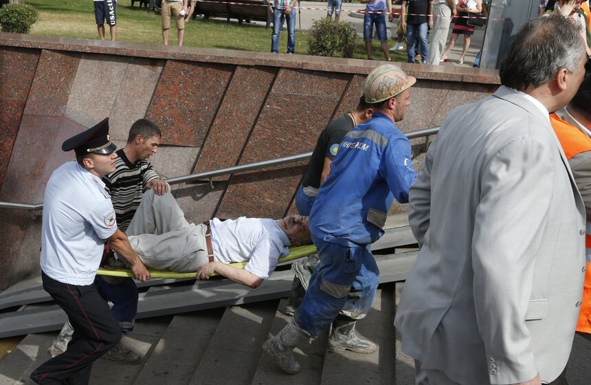 На Арбатско-Покровской линии метро с рельсов сошли вагоны поезда 4 фото