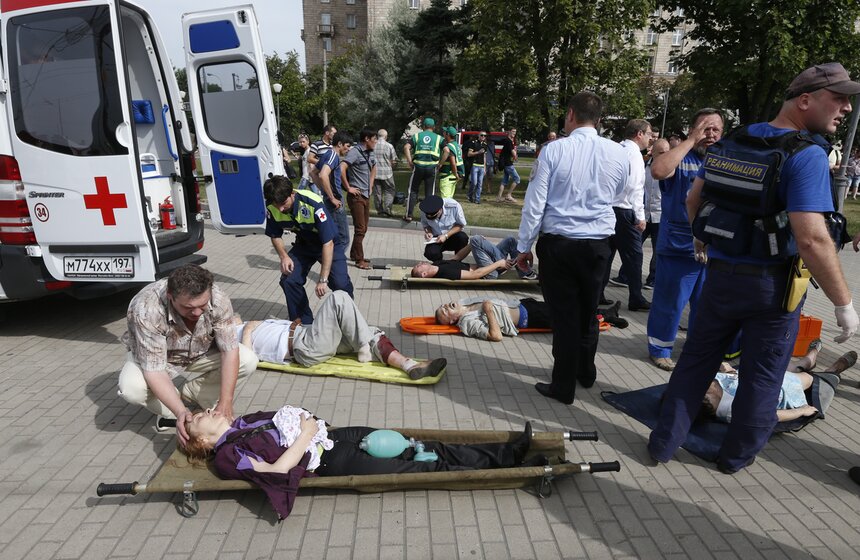 На Арбатско-Покровской линии метро с рельсов сошли вагоны поезда 5 фото