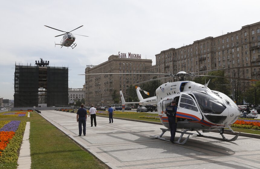 На Арбатско-Покровской линии метро с рельсов сошли вагоны поезда 16 фото