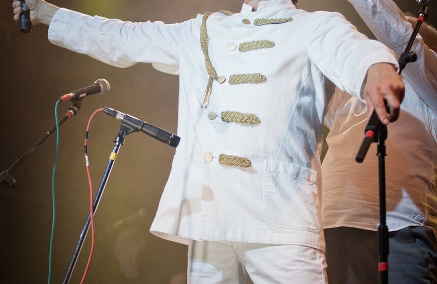 Ироничная рок-группа НОМ дала сольный концерт в столице 4 фото